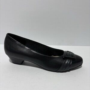Soft Style Women’s Pleats Be With You Black Pumps, Size 7.5 Wide